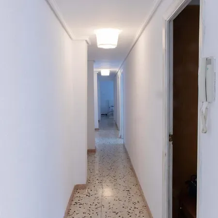 Teniente Ruiz 27 Apartamento *