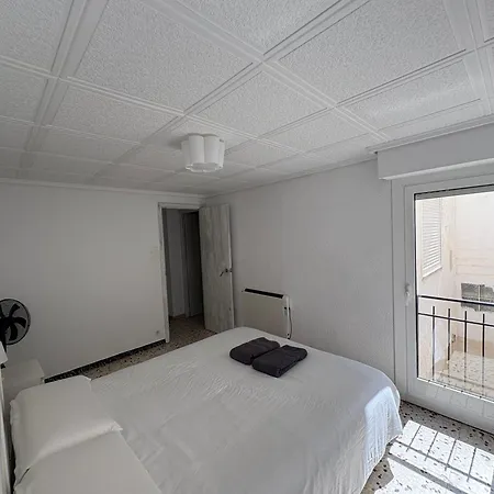 Teniente Ruiz 27 * Elche